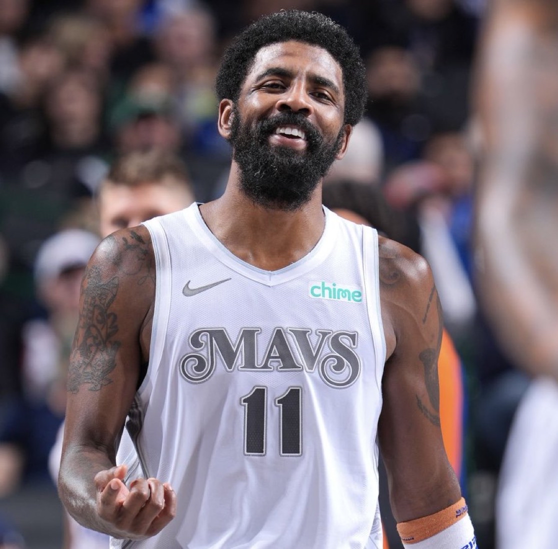 们看到她在 们看到她在