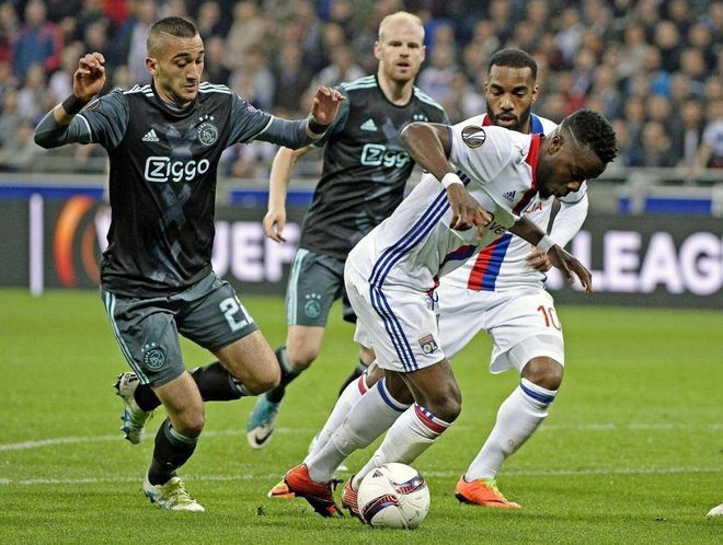 事的国际影 事的国际影