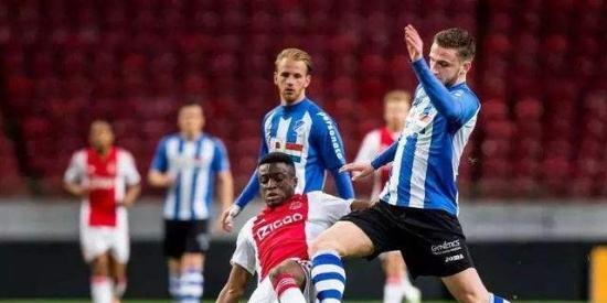 完成抢断后 完成抢断后